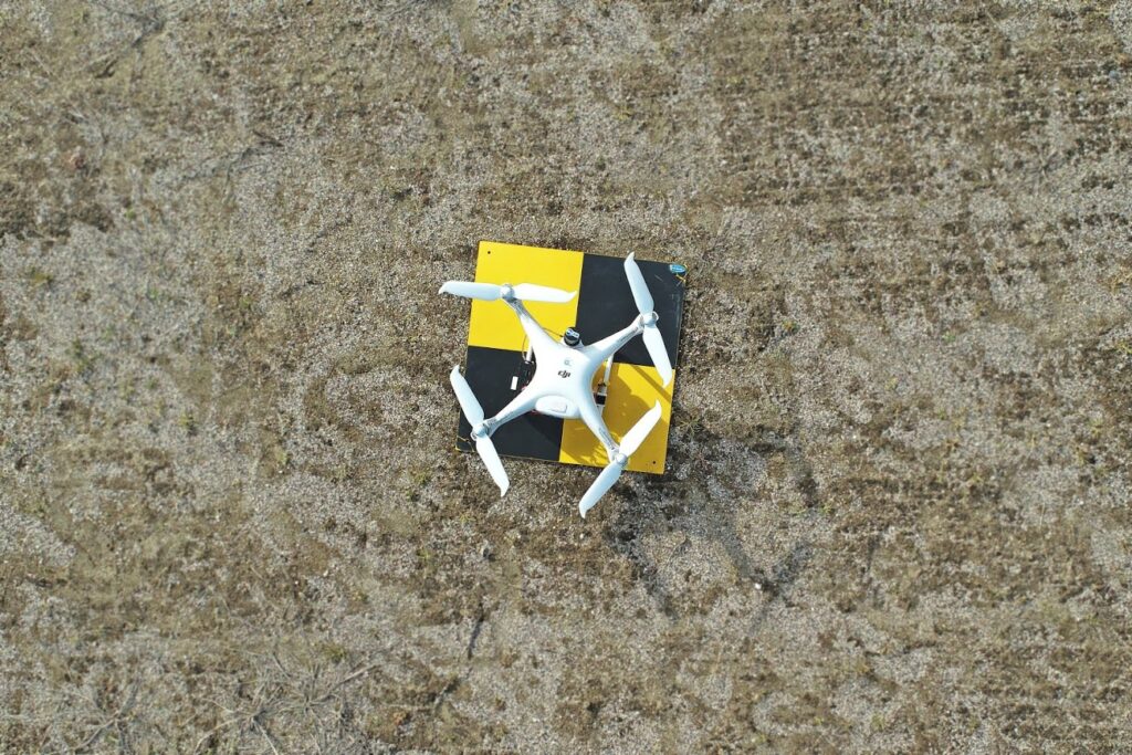 測量用UAVにレンズキャリブレーションをおすすめする理由
