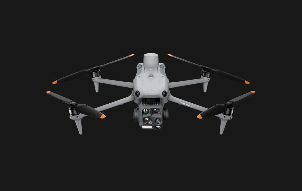 DJI Matrice 4T 本体（広角・中望遠・望遠・赤外線カメラを搭載したジンバル）