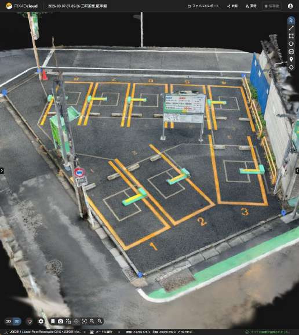 PIX4Dcatchで取得した駐車場の3D点群データ