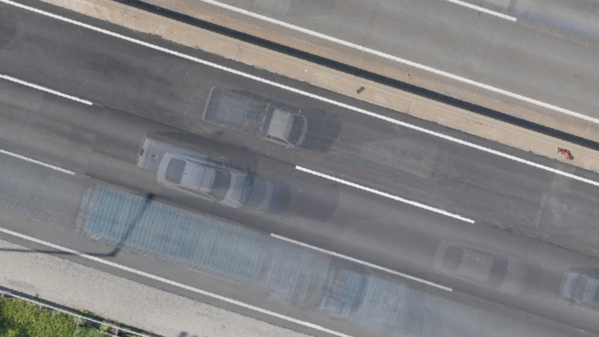 韓国の道路を走行車両がいる状態で撮影したINSPECTデータ